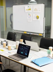 TRAINING SMART OFFICE CORRESPONDENCE FOR IT COMPANIES