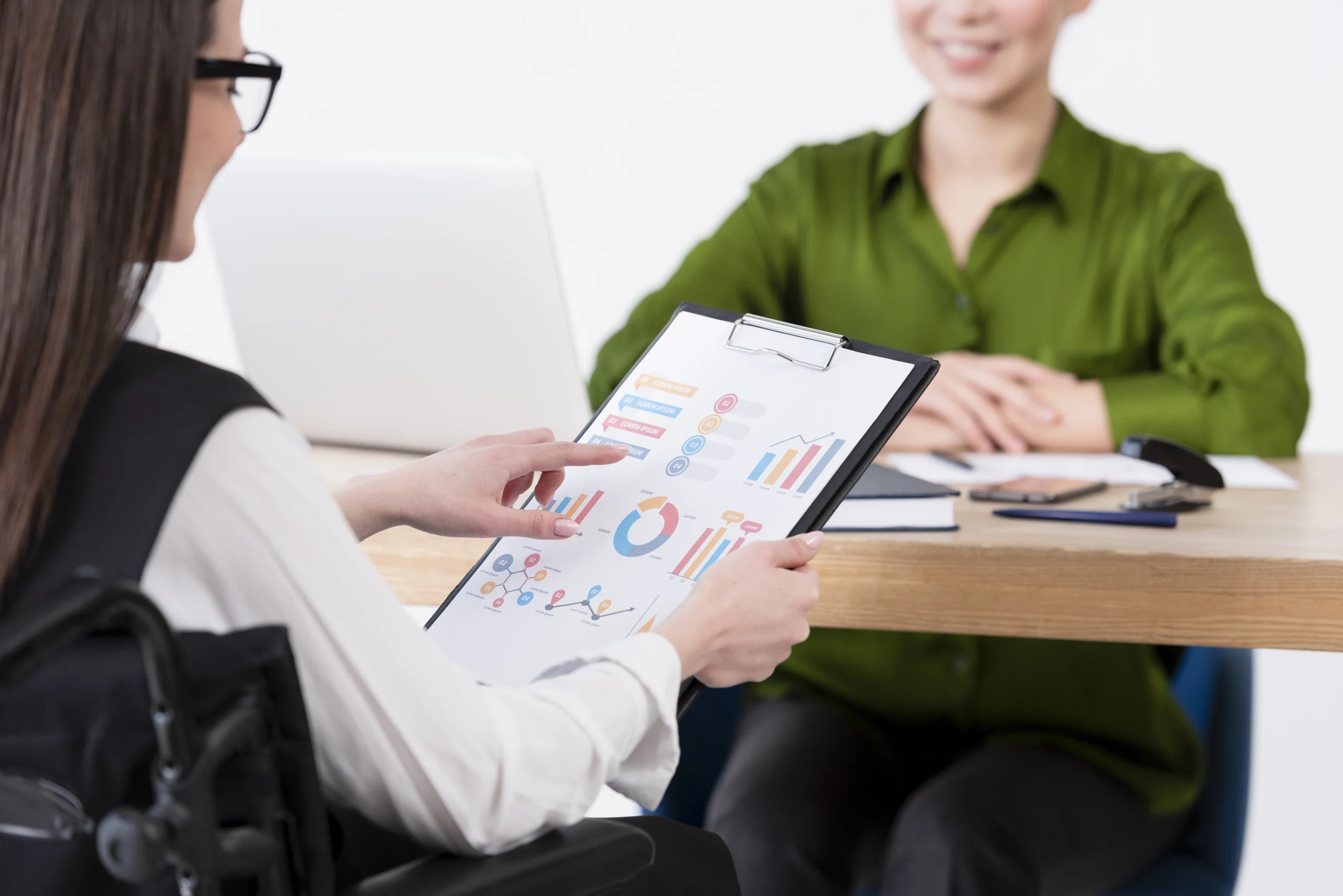 TRAINING ANALYTICAL THINKING FOR IT PROBLEM SOLVING