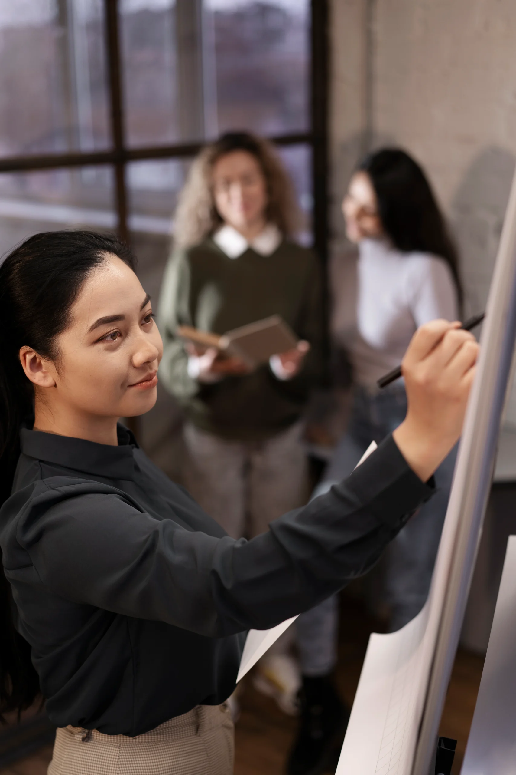 TRAINING BERPIKIR KREATIF DALAM PENGEMBANGAN SISTEM IT