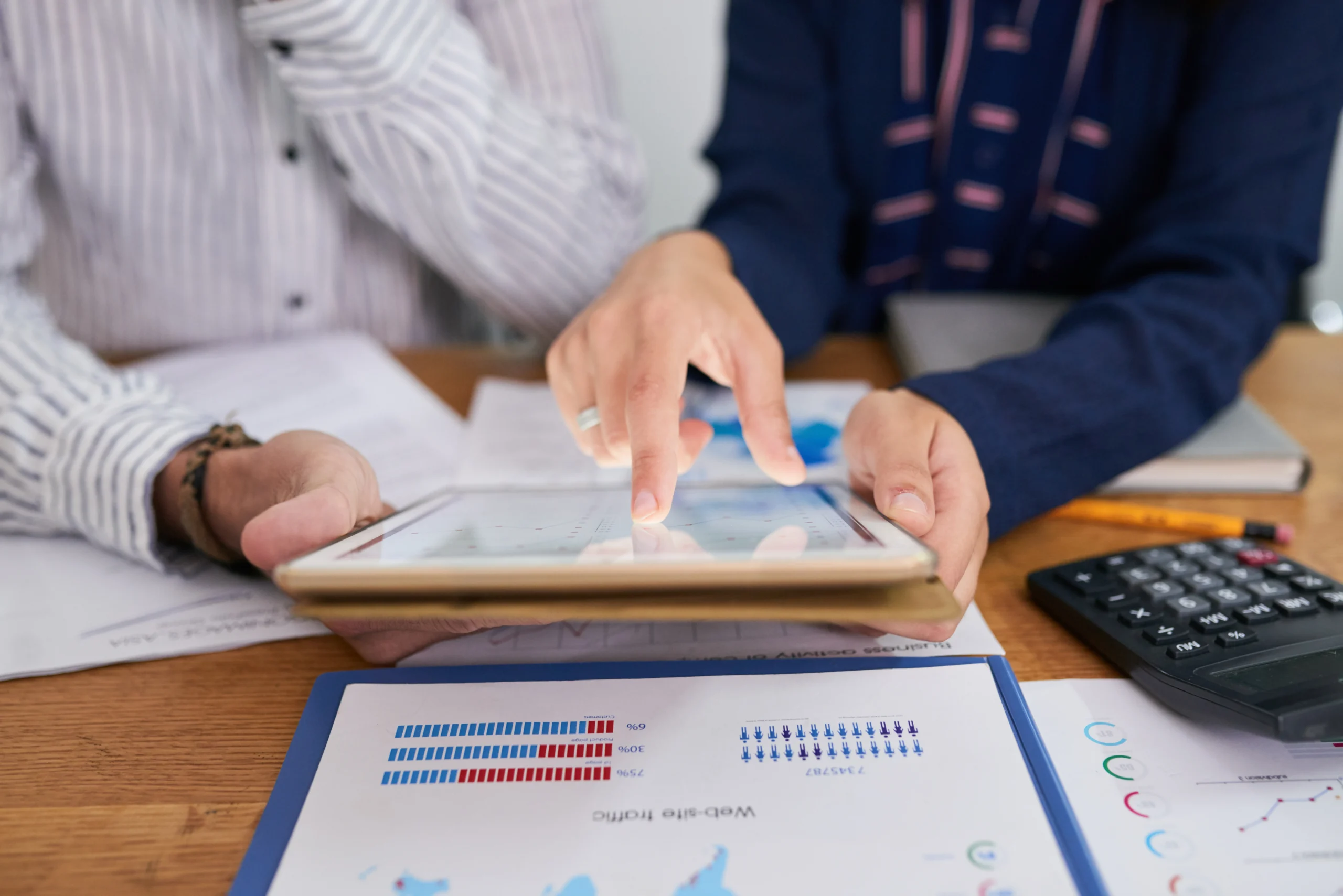 TRAINING COBIT FRAMEWORK FOR IT GOVERNANCE